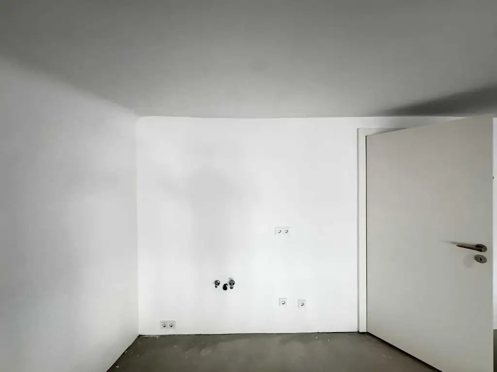 Moderne Geschäftsflächen im Edelrohbau zu mieten!