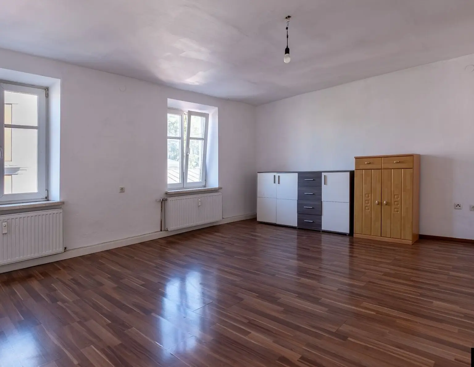 MAUERKIRCHEN: Attraktives Zinshaus - Renditeobjekt mit Garten & Gastterrasse!