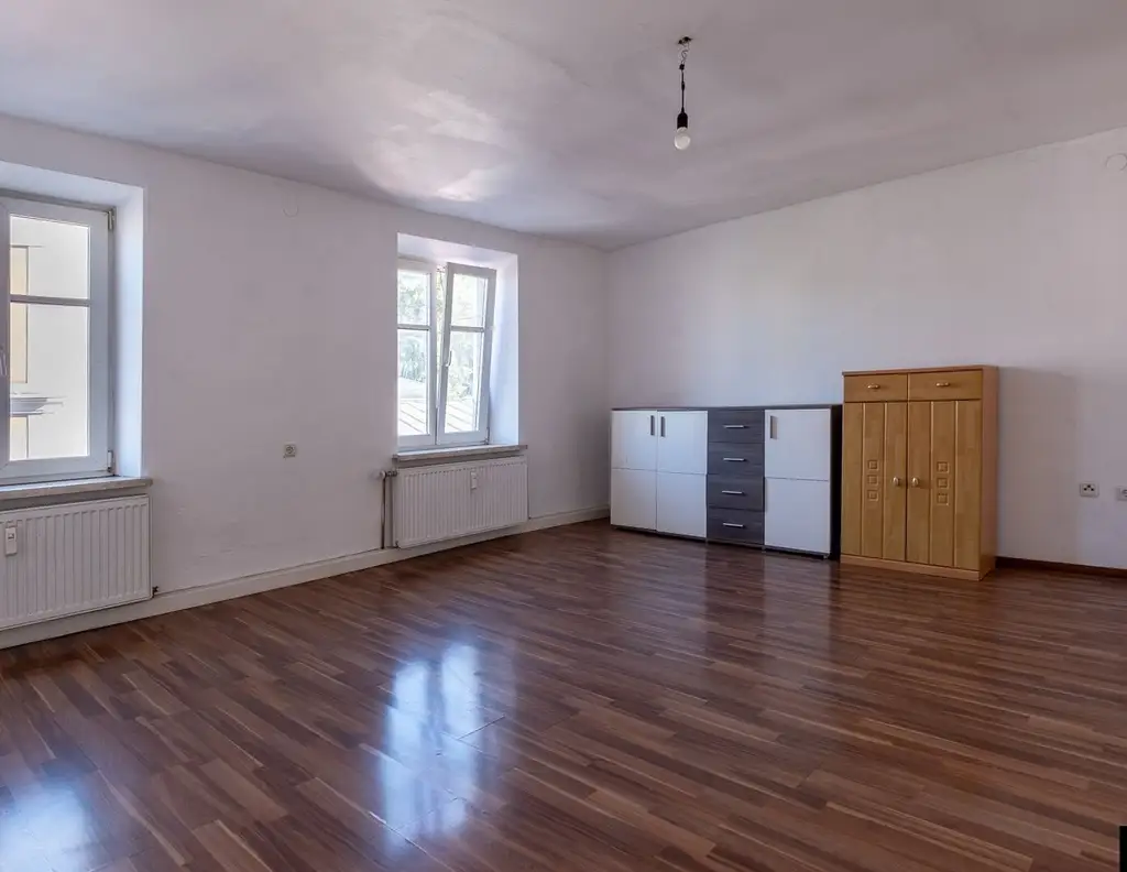 MAUERKIRCHEN: Attraktives Zinshaus - Renditeobjekt mit Garten & Gastterrasse!