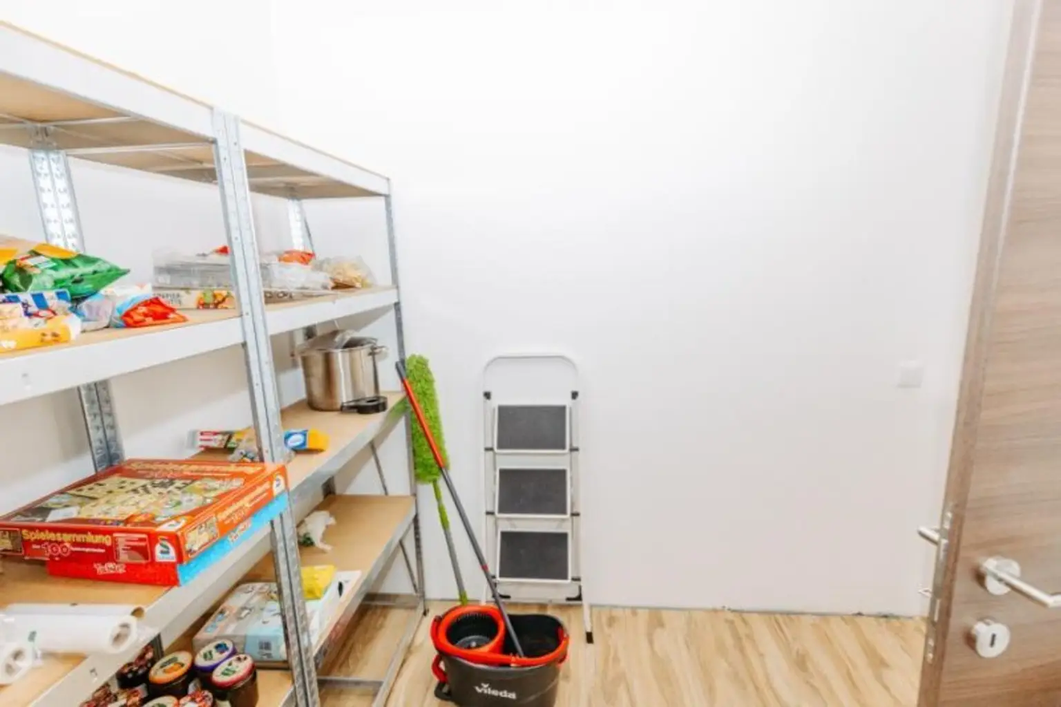 Verträumtes Bauernhaus neu adaptiert (2013) mit Toreinfahrt, Pool, Stadel und Schuppen