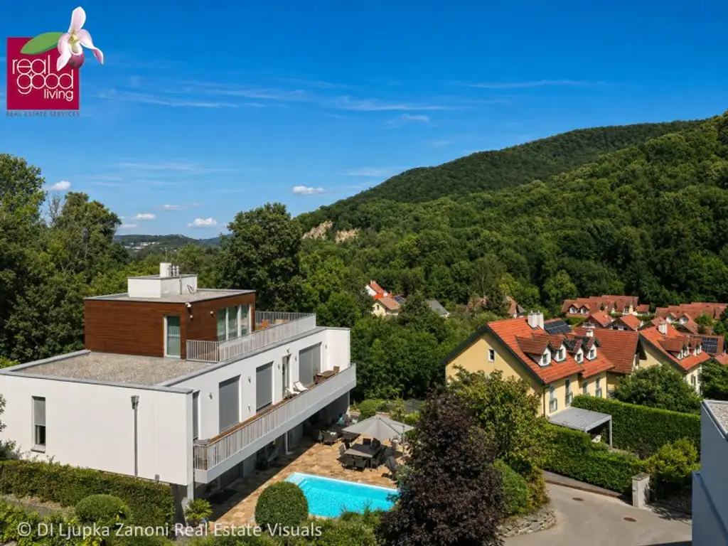 FÖHRENBERGE RESIDENCES – VILLA III Skyline Edition. Größte Villa. Weitester Blick. Möbliert. Klimatisiert.