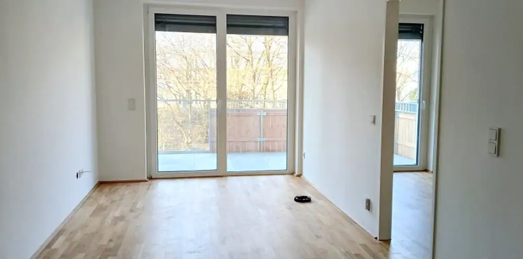 NEUBAU - ERSTBEZUG - Top 18 - Wunderschöne 2 Zimmerwohnung mit großem Balkon und eigenem Tiefgaragenplatz