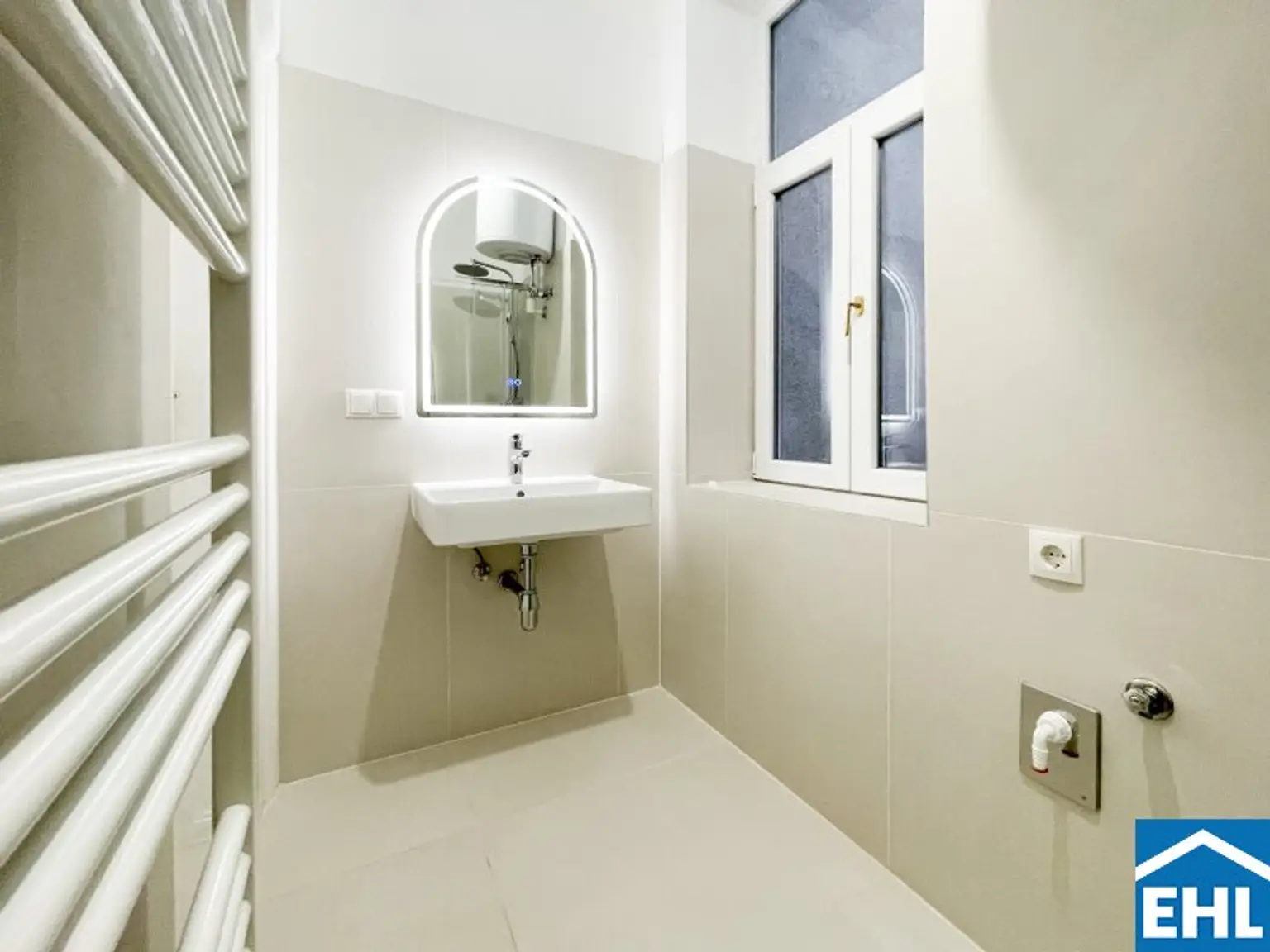 2,5 Zimmerwohnung in Wiener Altbau Nähe Türkenschanzpark