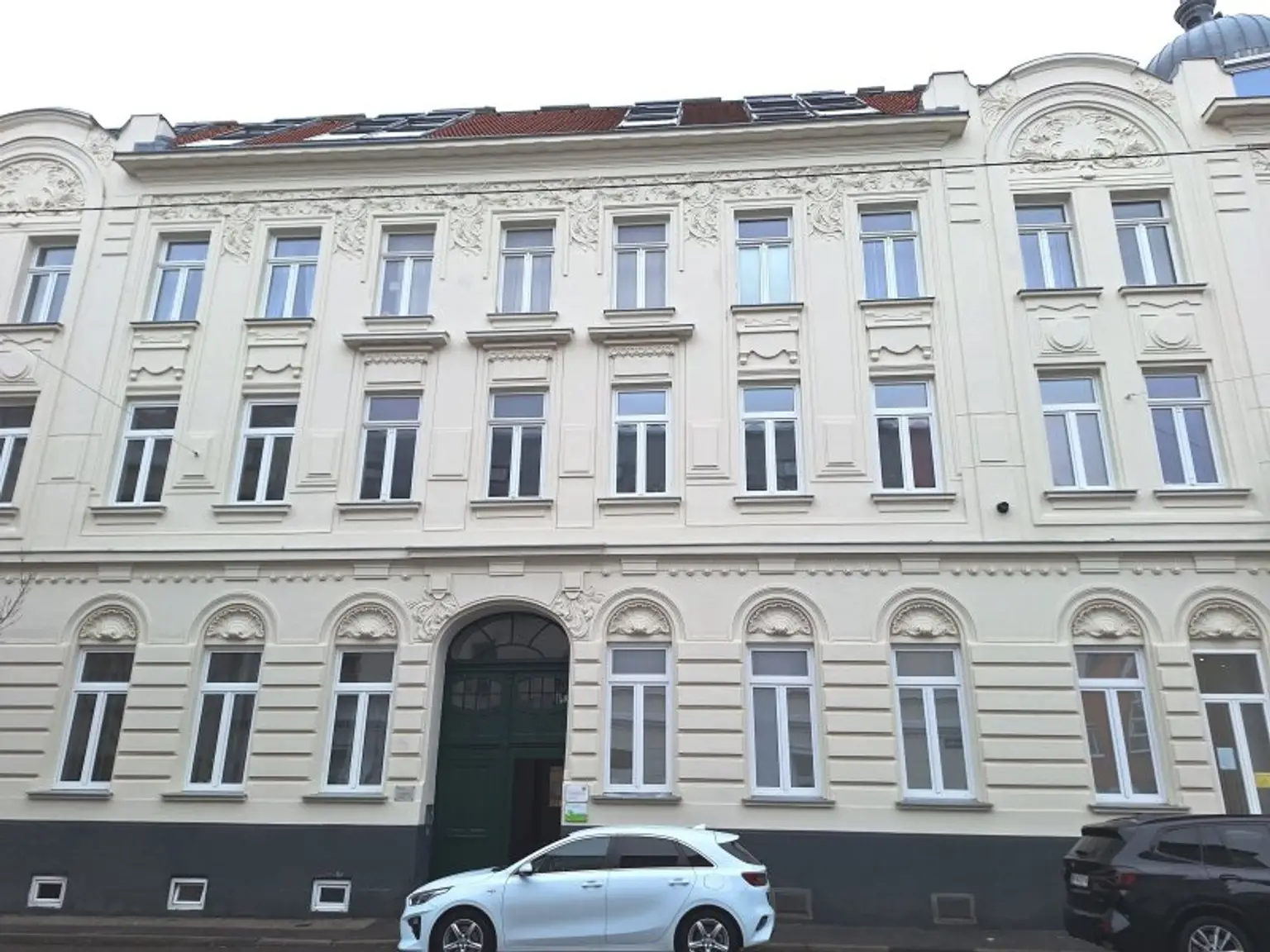 2 Anlegerwohnungen in einem sanierten Zinshaus