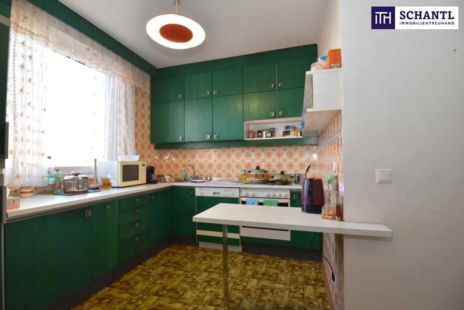 Lichtdurchflutete 3-Zimmer-Wohnung mit großem Balkon und herrlichem Fernblick