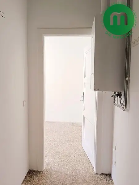 Unbefristete Miete: geräumiger 2-Zimmer-Altbau