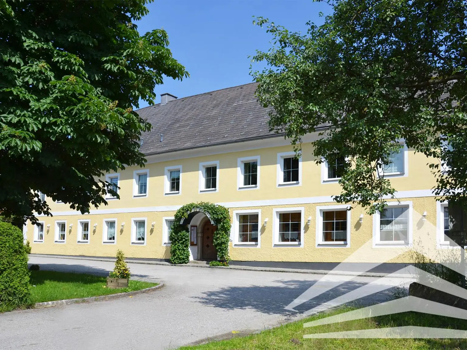 Aussenaufnahme Haupteingang
