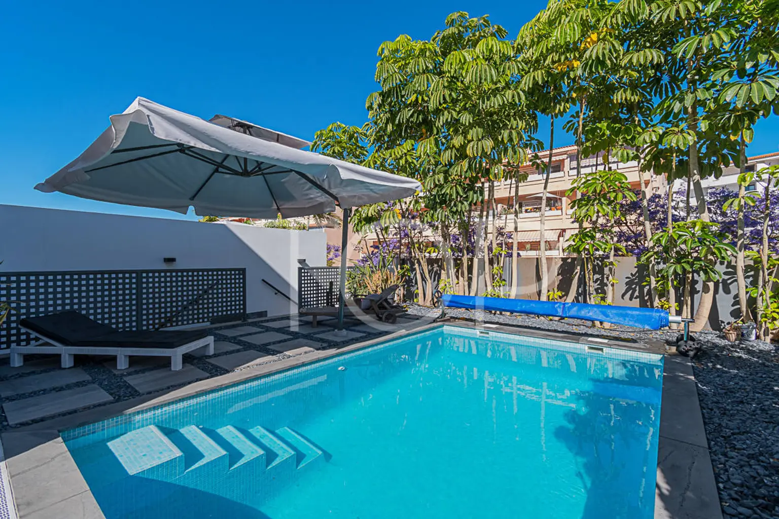 Villa-Los-Cristianos-Schwimmbad-Teneriffa-2