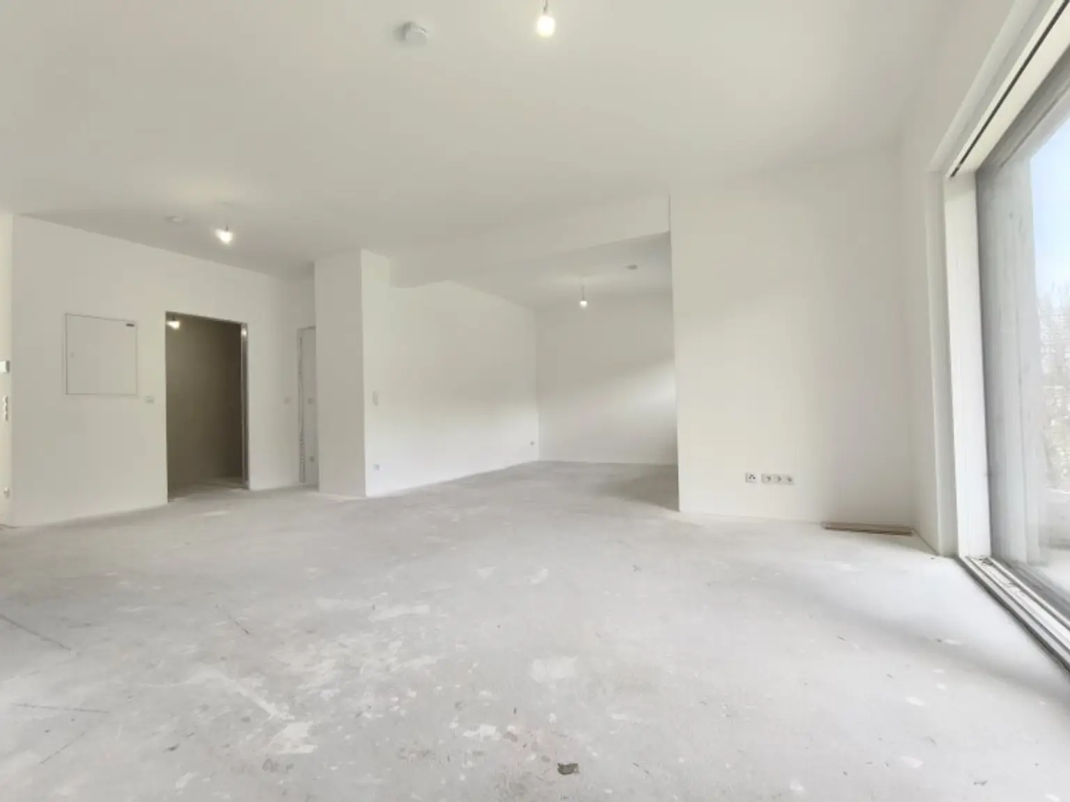 LEBENSQUALITÄT MIT AUSSICHT - EXKLUSIVES TOWNHAUS AUF EIGENGRUND IN WEIDLING – NATURNAHES WOHNEN MIT STIL