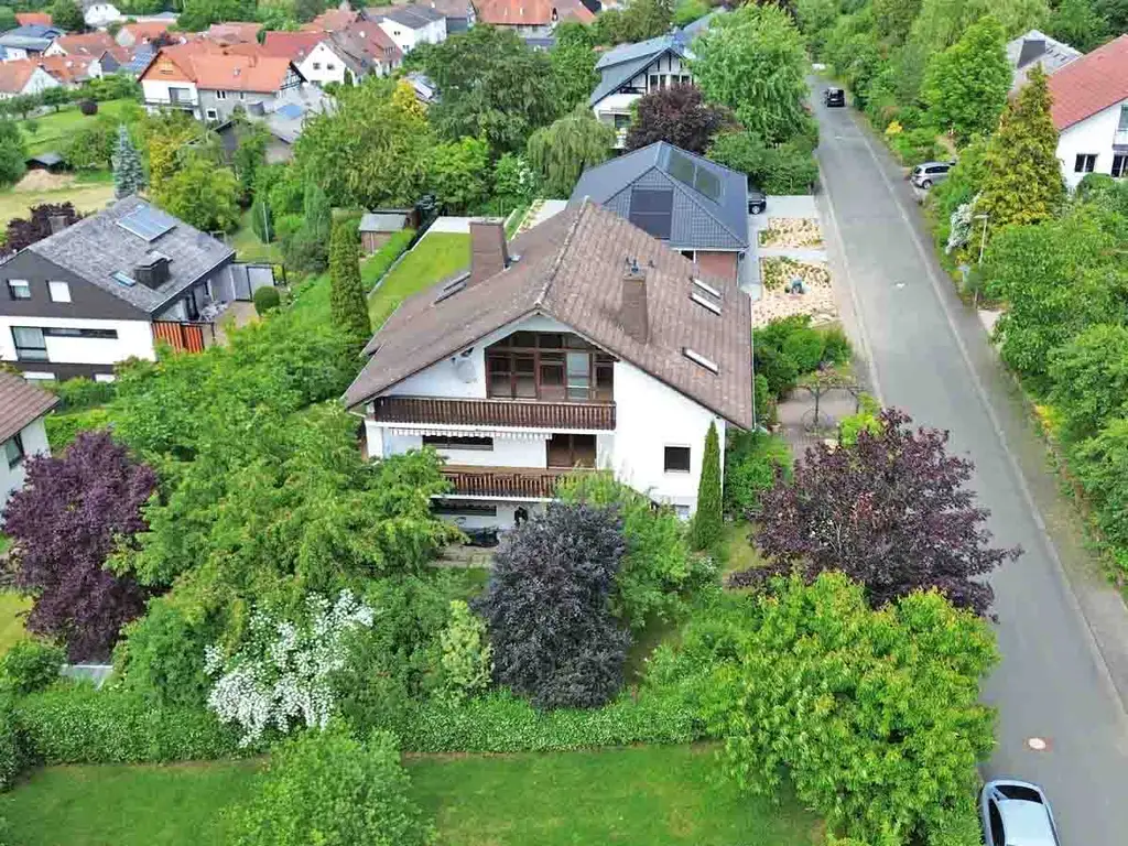 Nobles Einfamilienhaus mit Einliegerwohnung in Traumlage!