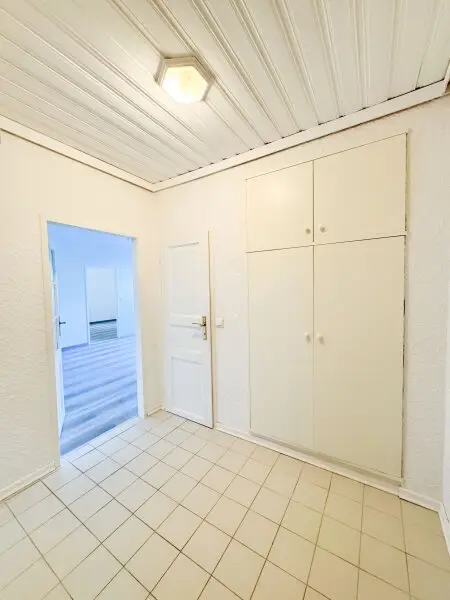 3-Zimmer-Wohnung in Mödling/Hinterbrühl – Blick auf Burgruine & Wienerwald 🌿
