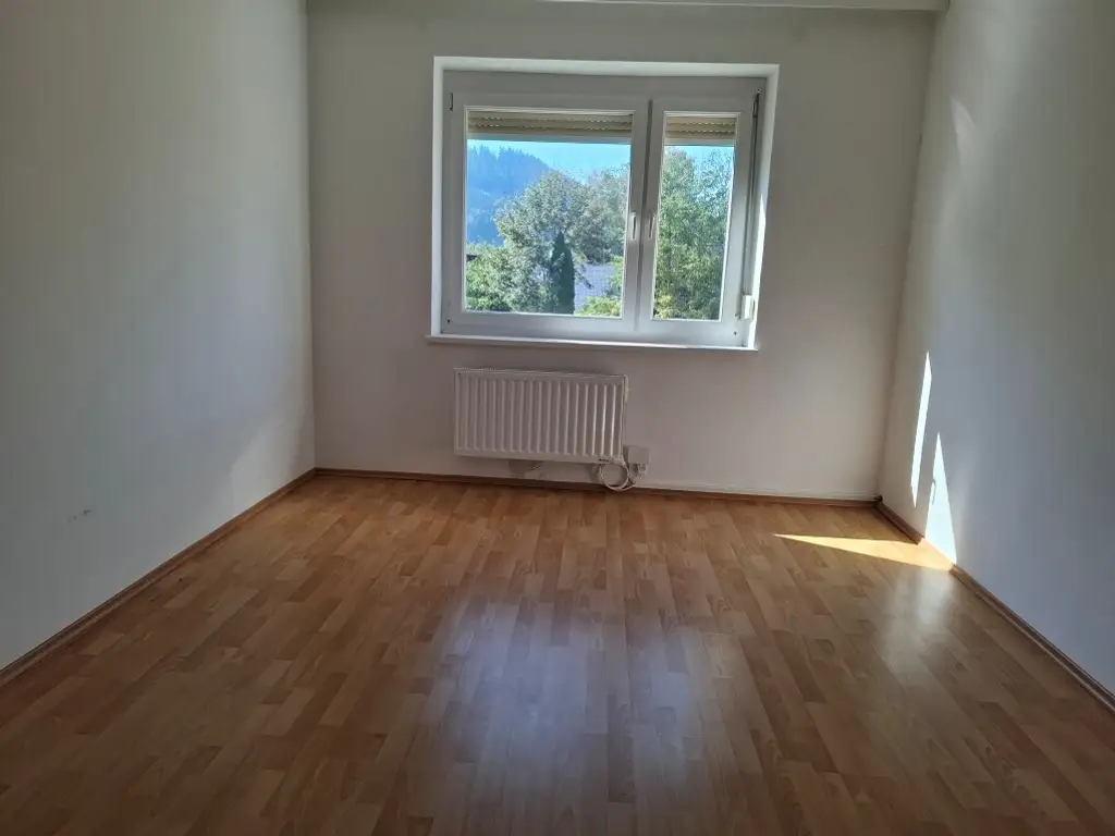 Helle 2-Zimmer-Wohnung mit Küchenblock in Langenwang im Mürztal zu mieten !