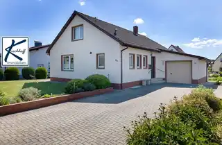 Haus mit Garage