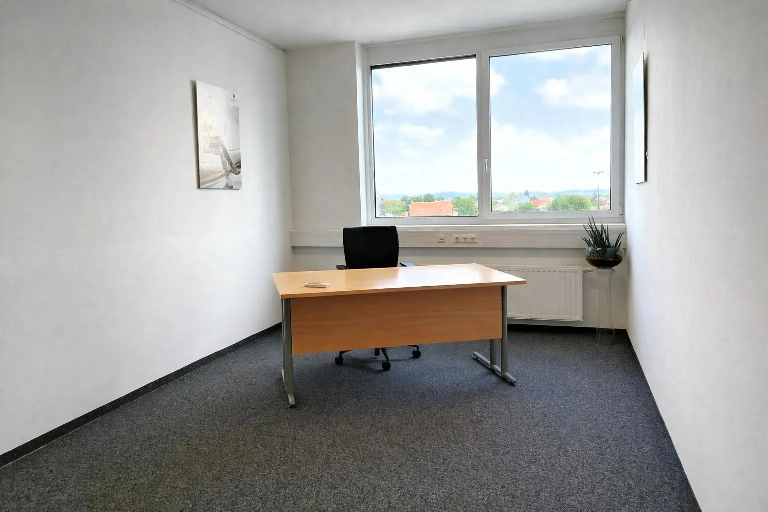 Büroraum - Symbolfoto
