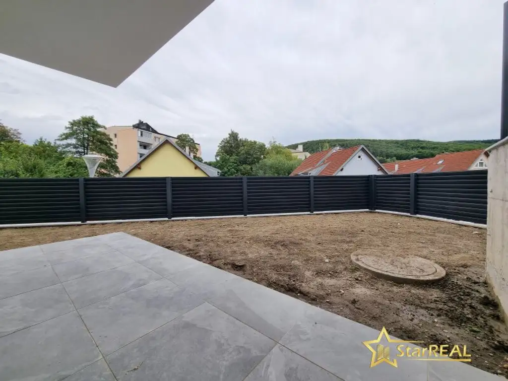 CHARMANTE LAGE IM ZENTRUM PRESSBAUM - LICHTDURCHFLUTETES ZIEGELHAUS MIT ZAHLREICHEN AUSSENFLÄCHEN UND FERNBLICK. Provisionsfrei für den Käufer.