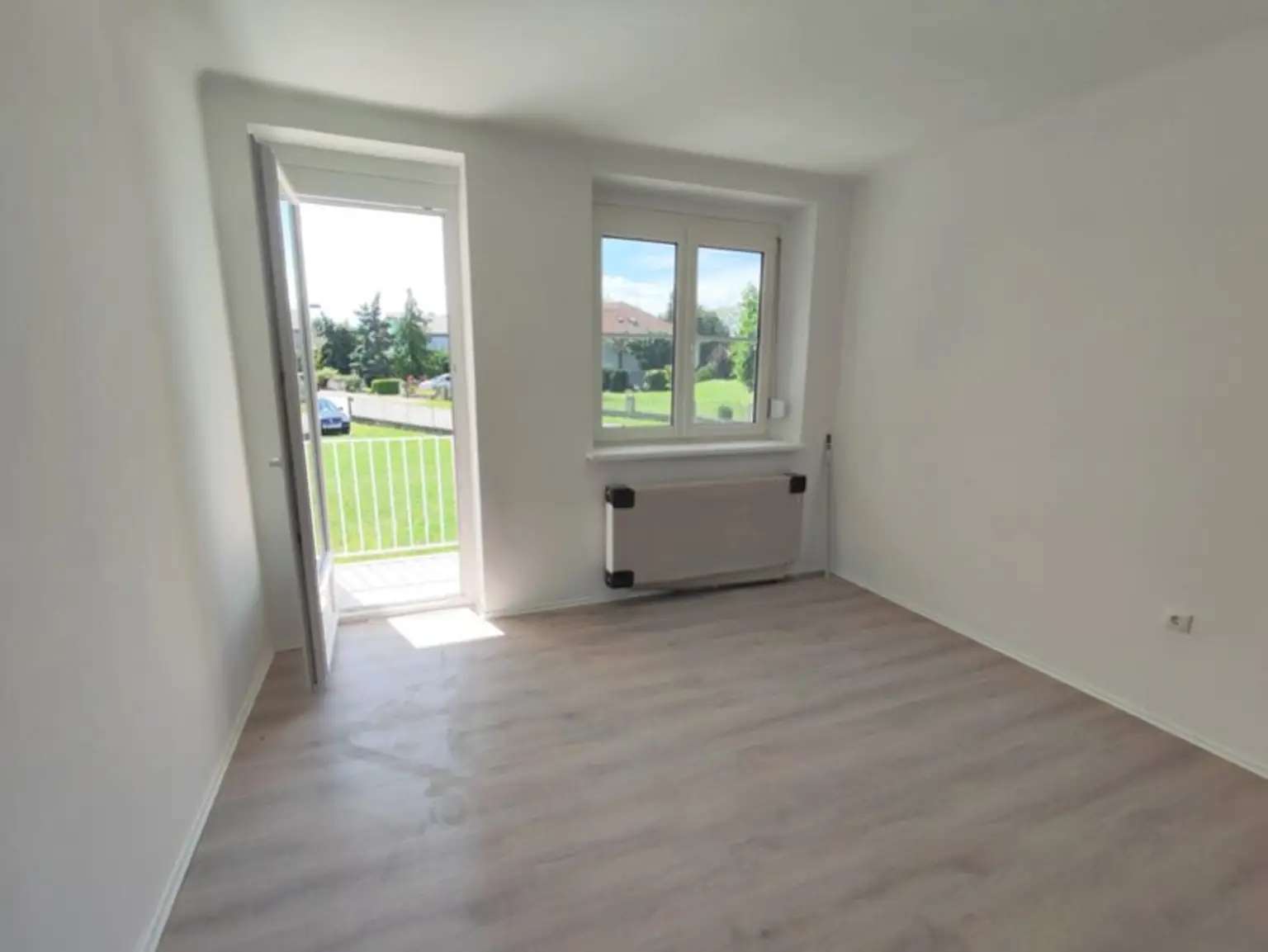 Traumhafte, frisch renovierte Eigentumswohnung mit 2 Balkonen in Siegendorf – Ihr neues Zuhause!