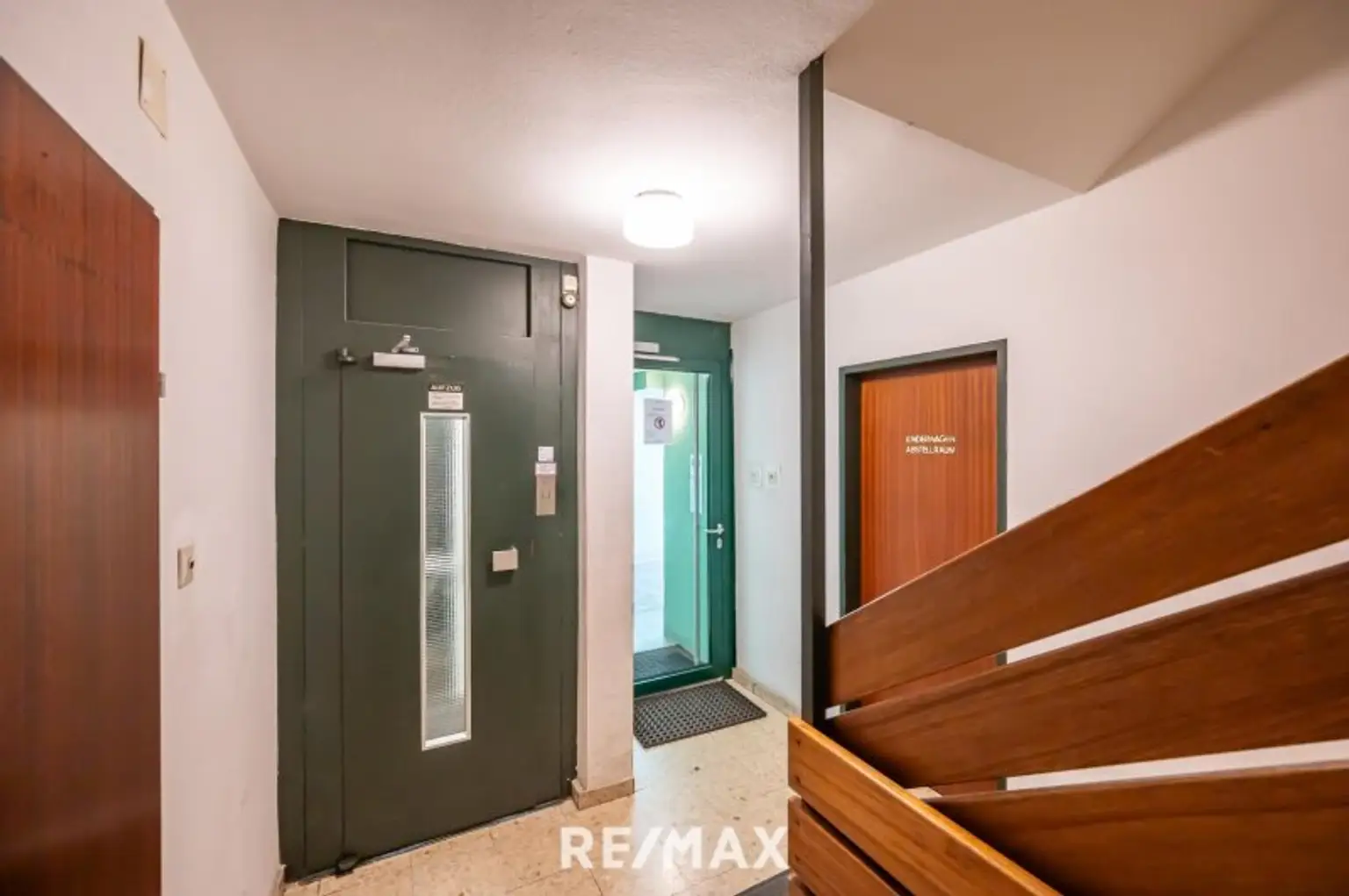 Starterwohnung: guter Grundriss, gute Verkehrsanbindung