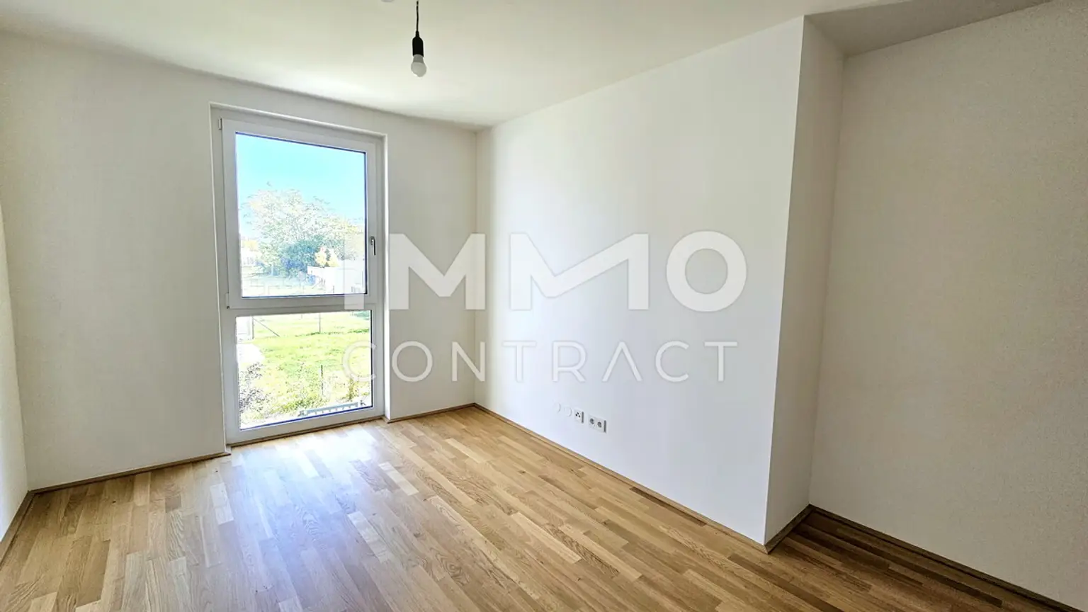 Grünblick und doch zentral: Helle 3-Zimmer-Wohnung mit Balkon m Erstbezug - Provisionsfrei!