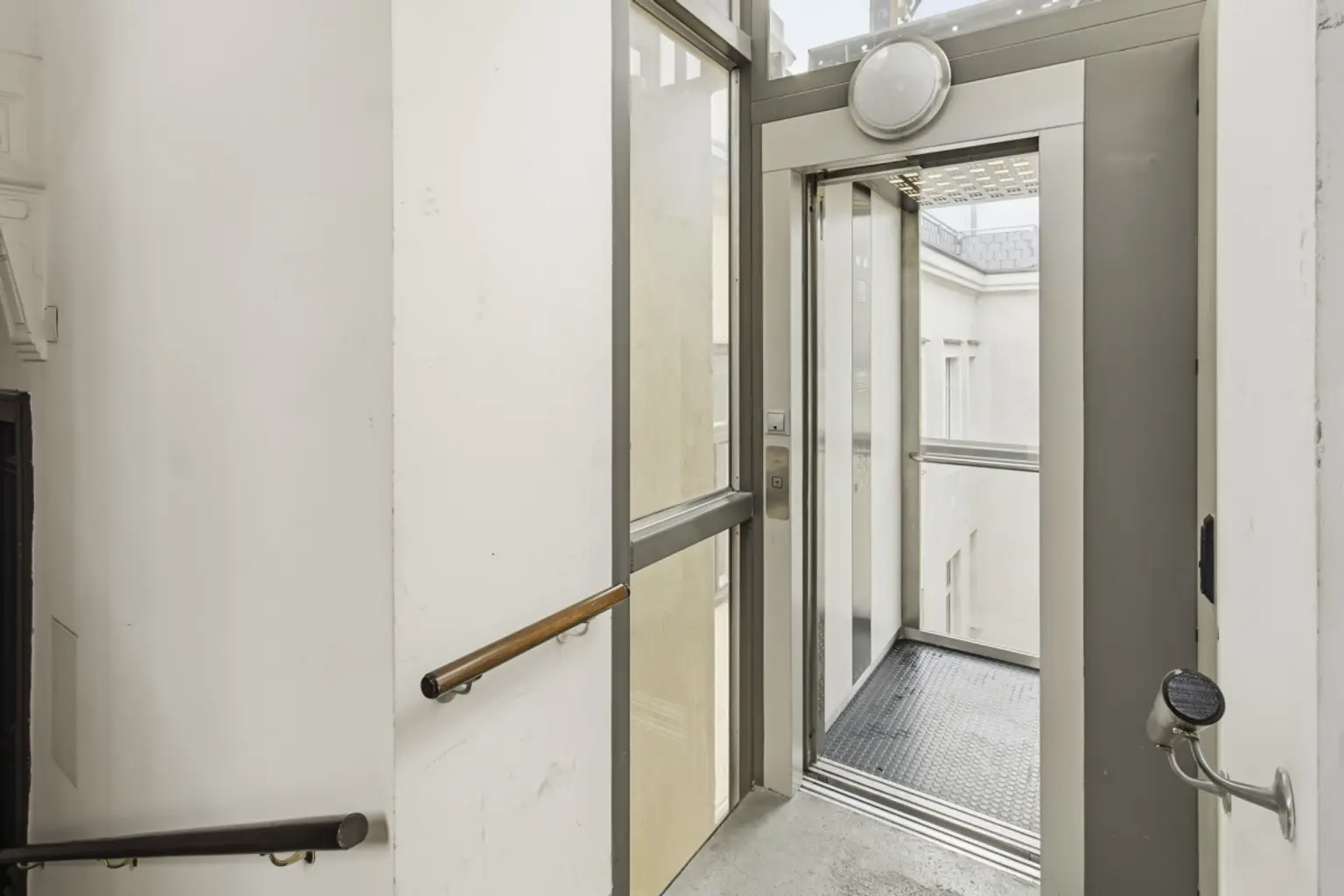 U | ++ TRAUM mit WIEN-BLICK ++ Exklusive DREI Zimmer mit grandioser Dachterrasse | Prima Service Immobilien