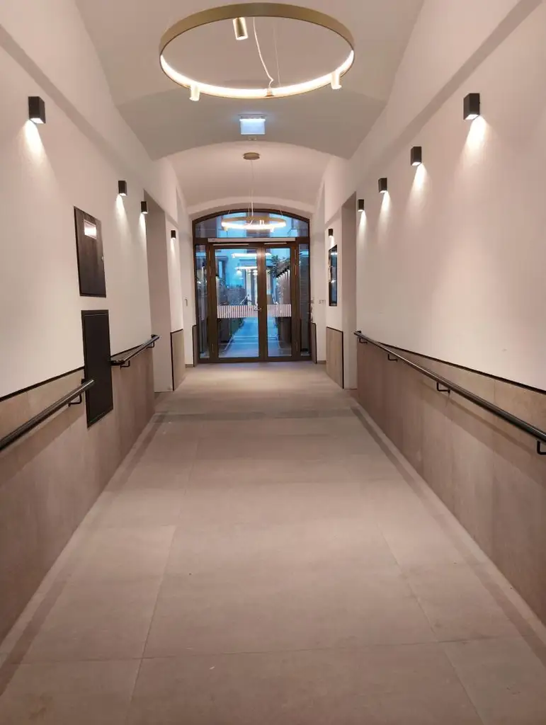 "THE Fusion Kettenbrückengasse"