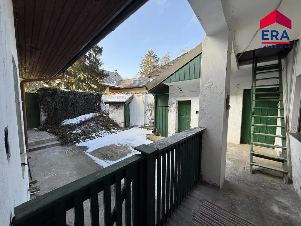 Charmantes Weinviertler Bauernhaus mit handbemalten Fliesen in Ottenthal