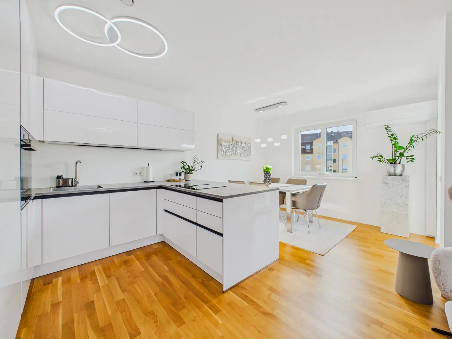 Wohn- und Essbereich 3