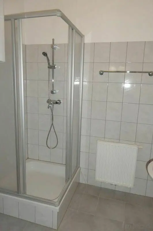 Provisionsfrei: zentrale Groß-Garcionerre  mit Gartennutzung zwischen Dietrichsteinplatz und TU