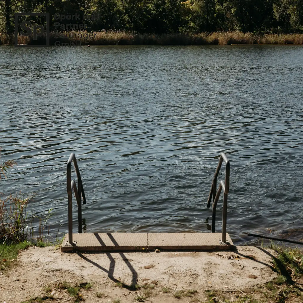 BESTLAGE ALTE DONAU – 
2-Zimmer im Dachgeschoss mit Balkon – 
1 Minute zur Alten Donau