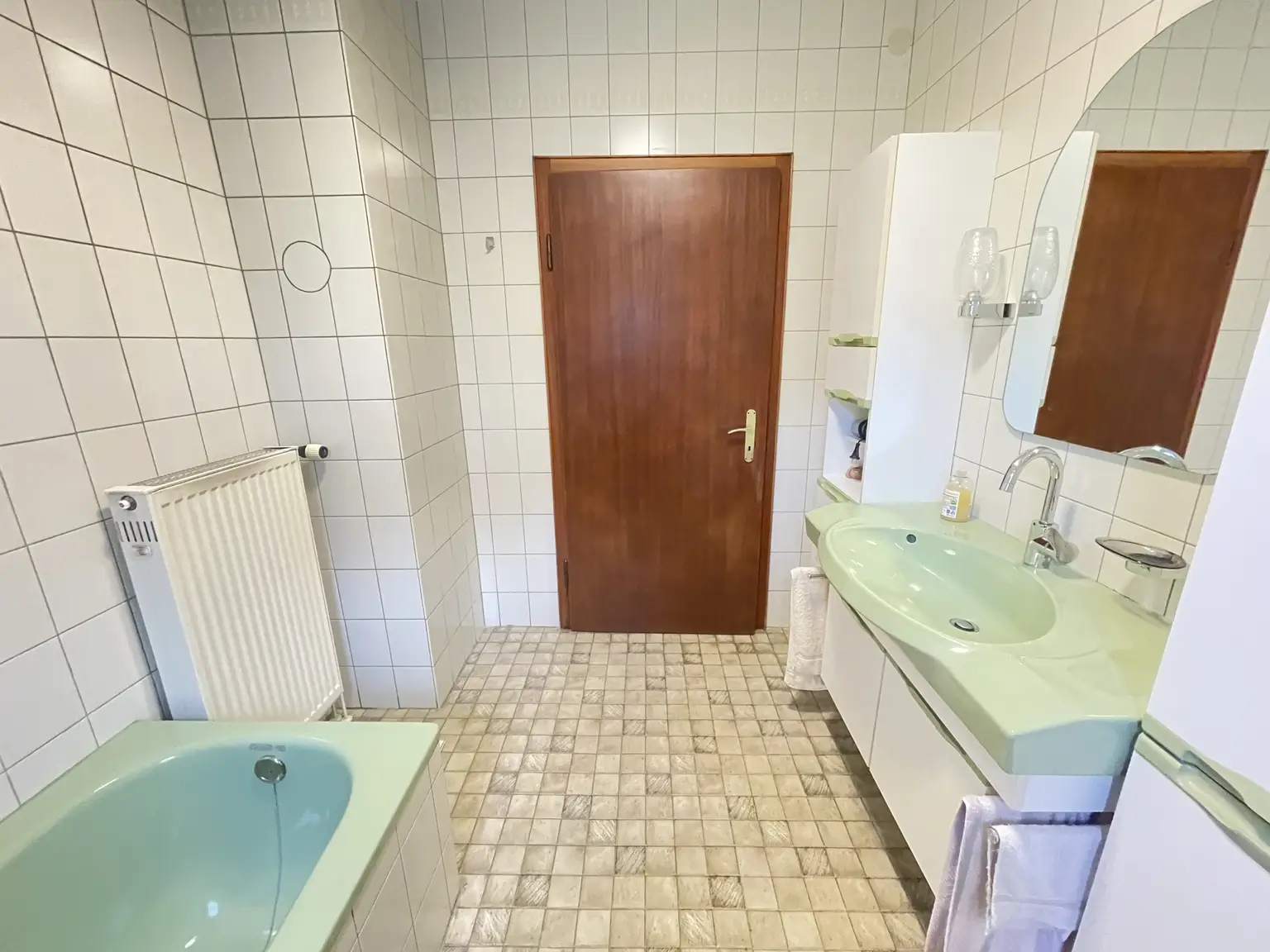 Badezimmer EG