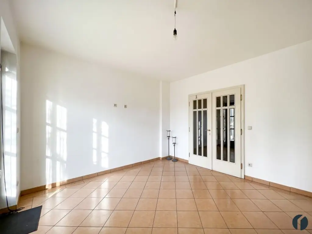 Elegantes Einfamilienhaus in Zeiselmauer mit Garten, Garage und Wellnessbereich