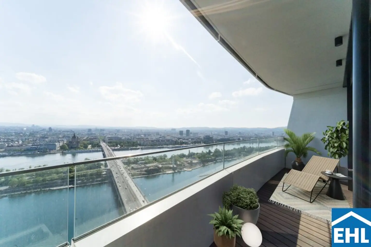 DANUBEFLATS: 4-Zimmer-Wohnung auf höchstem Niveau