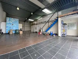 Rechte Halle