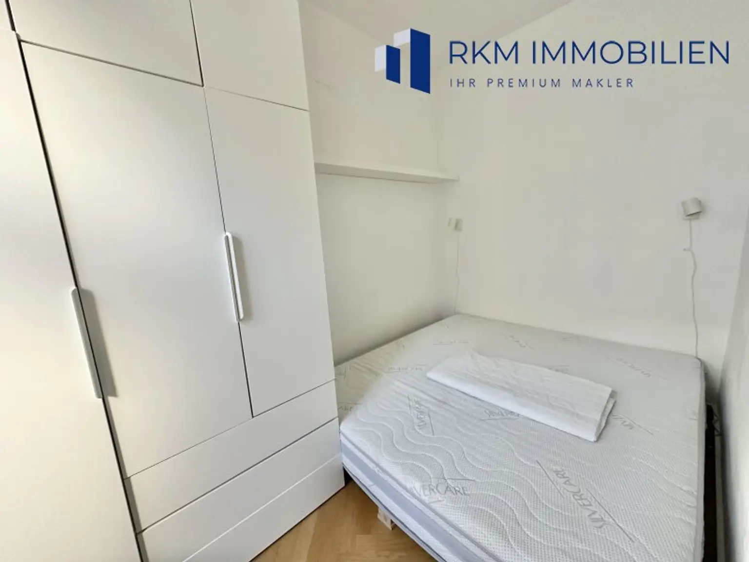 Vollsanierte 2-Zimmer-Wohnung + Nebengebäude im Innenhof – Wien