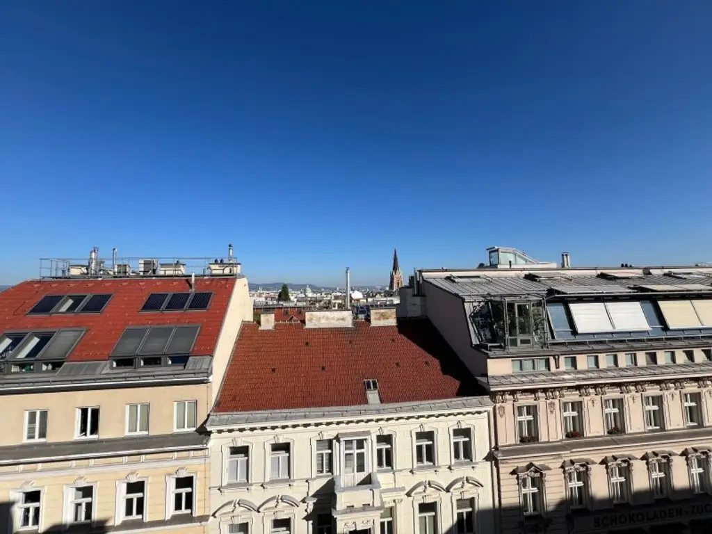 2-Zimmer-Dachgeschosswohnung mit Traumblick! 66 m2 in Top-Wohngegend, U1 Nähe!