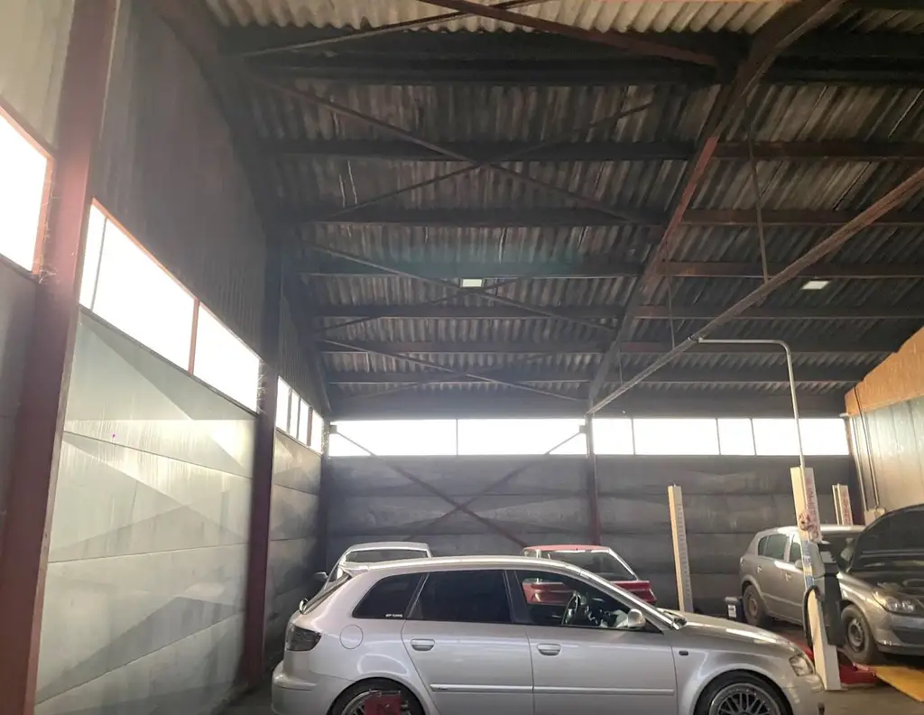 Wundschuh! Anlageobjekt, Lagerhalle, Produktionsstätte, Werkstätte, Garage, mit 4 Wohneinheiten!