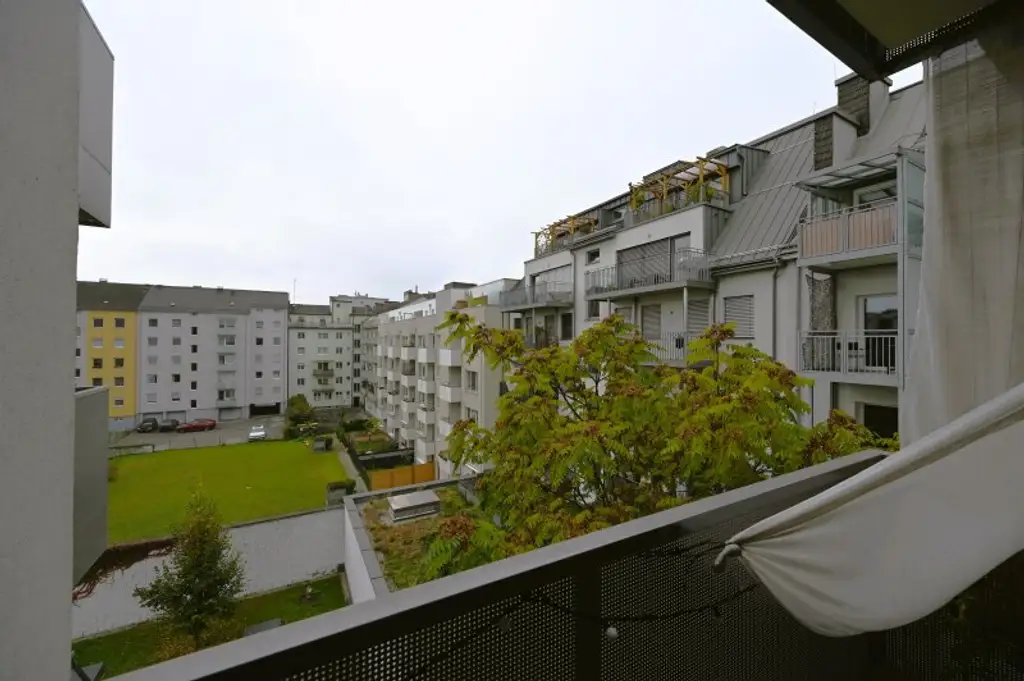 Modernes, zentrales Wohnen mit Balkon – 2-Zimmer-Wohnung