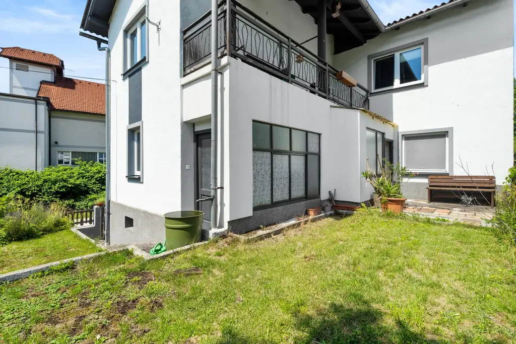 "Ein-/Zweifamilienhaus in ruhiger Lage – mit Sauna & Kachelofen!"