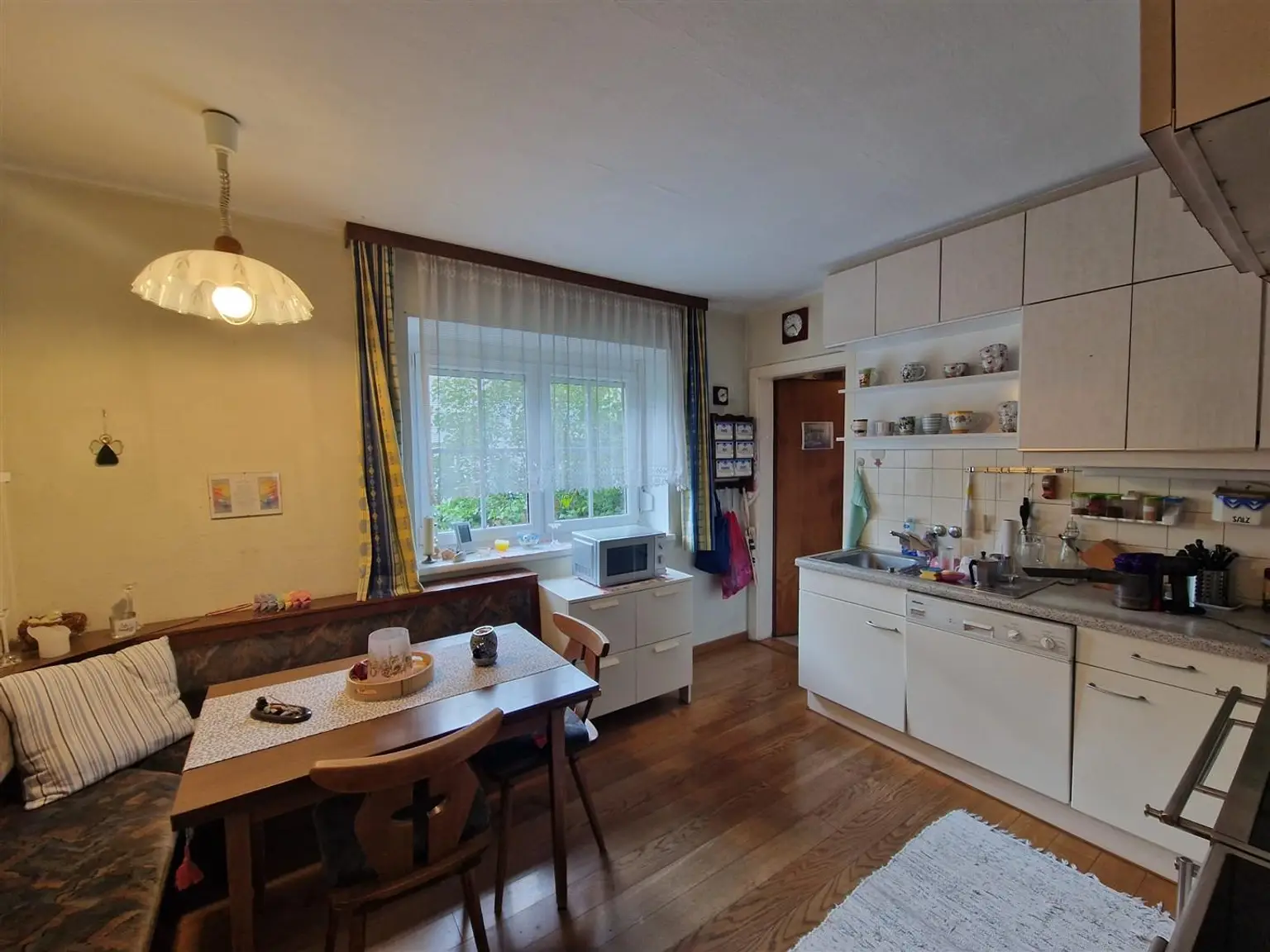 Solides Einfamilienhaus mit Charme und modernisierter Technik