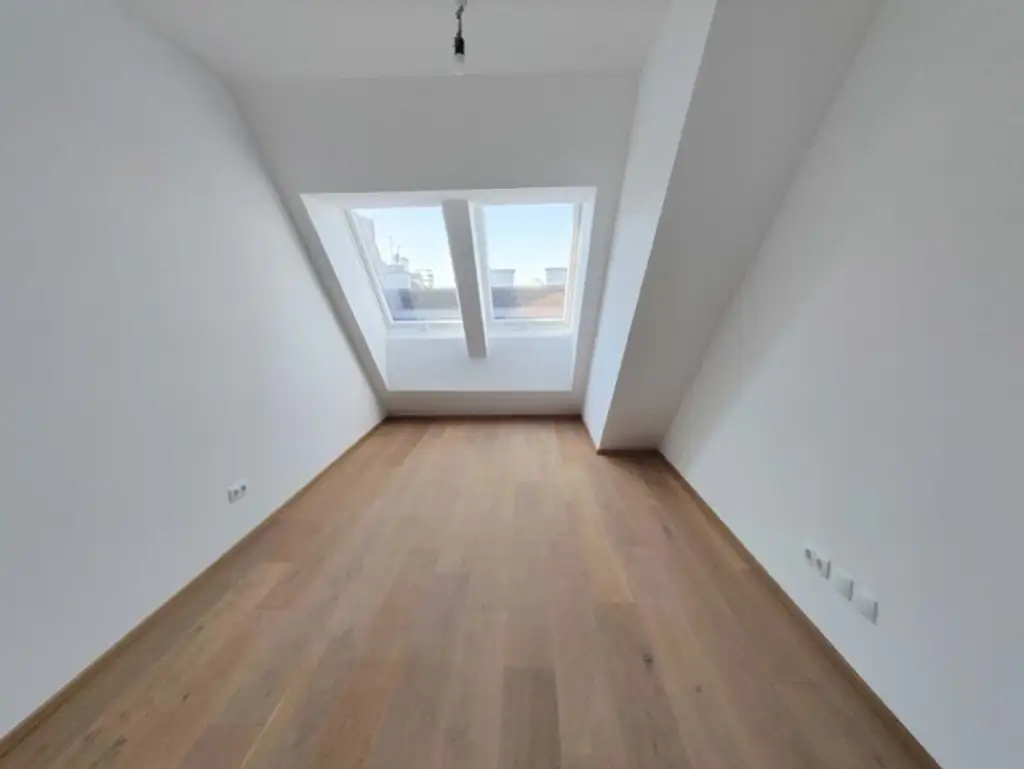 Traumhafter DG-3-Zimmer-Erstbezug mit Terrasse - Top73