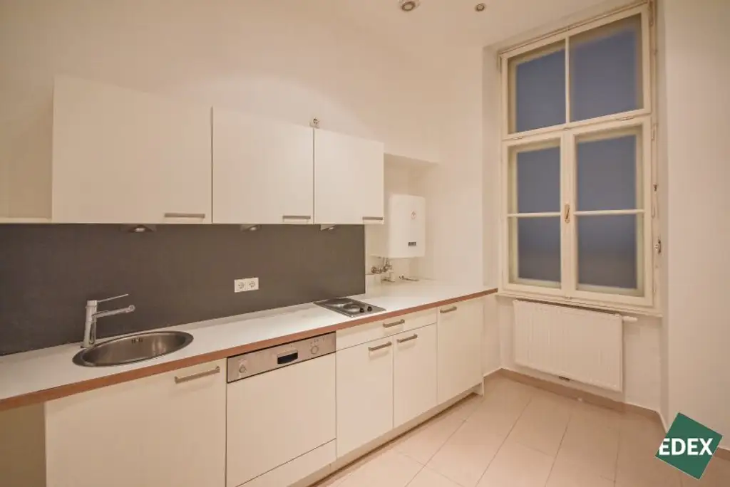 4 Zimmer-Altbaubüro beim Museumsquartier