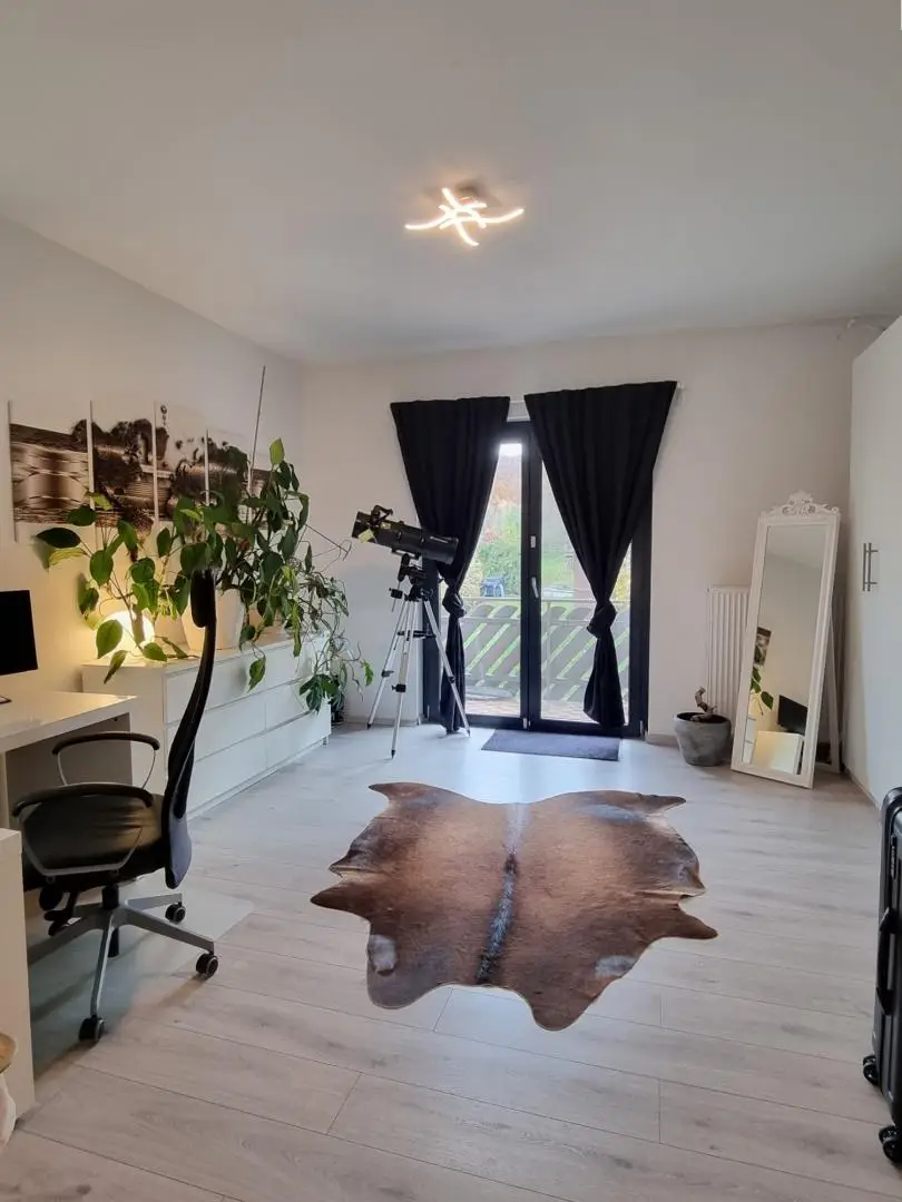 FAMILIENDOMIZIL MIT SCHWIMMTEICH