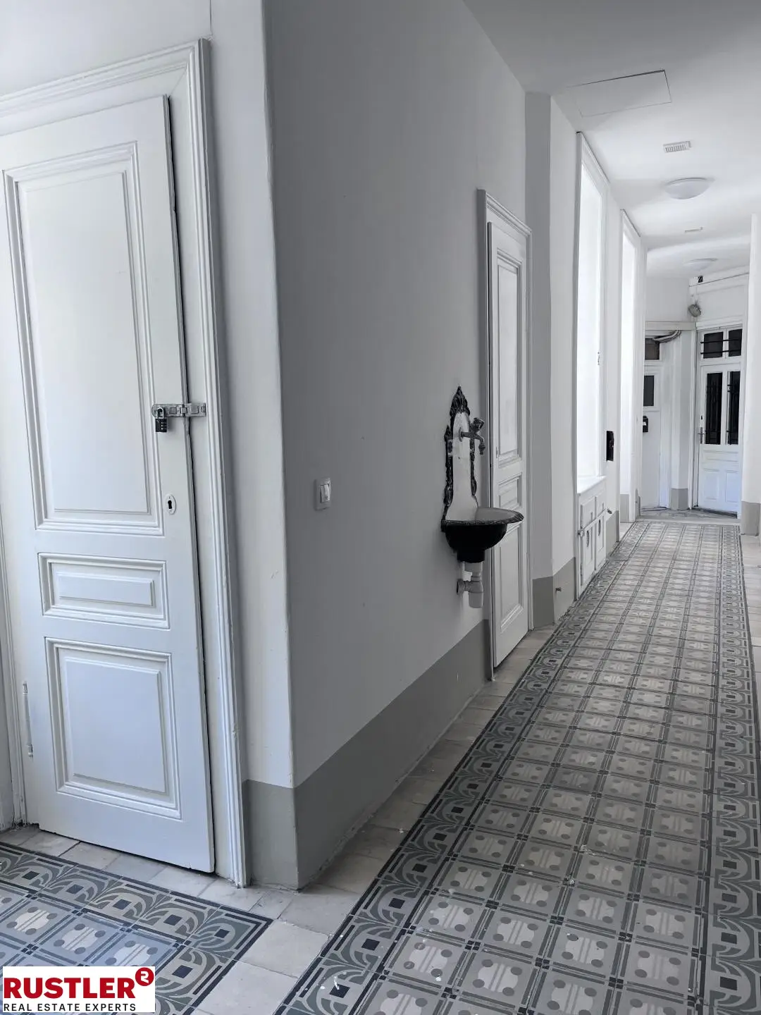 Charmante 2-Zimmer-Wohnung mit viel Potenzial!