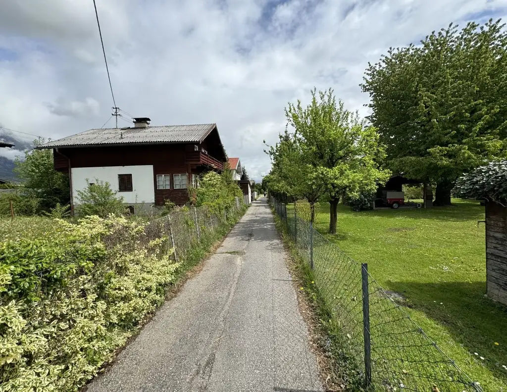 Günstiges Baugrundstück in Hall in Tirol für € 850.- / m² !