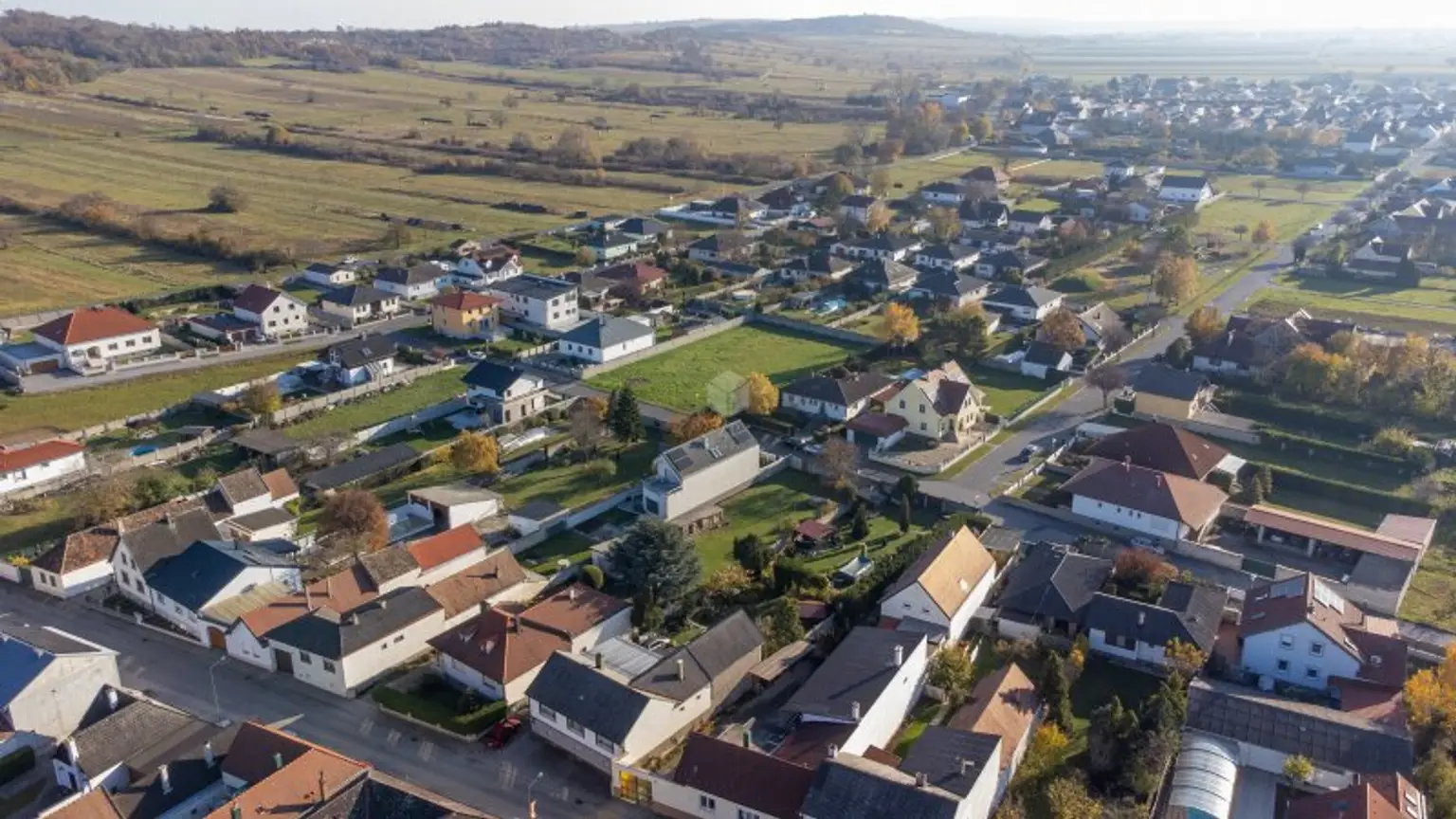Charmantes Haus mit 2 Wohneinheiten mit Innenhof & Garage – Ruhelage nahe Rust und dem Neusiedler See