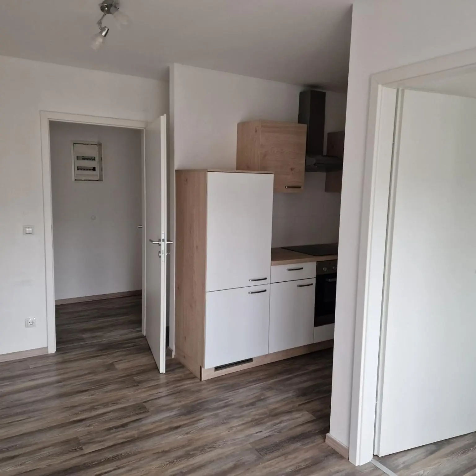 Kleinwohnung mit Terrasse!