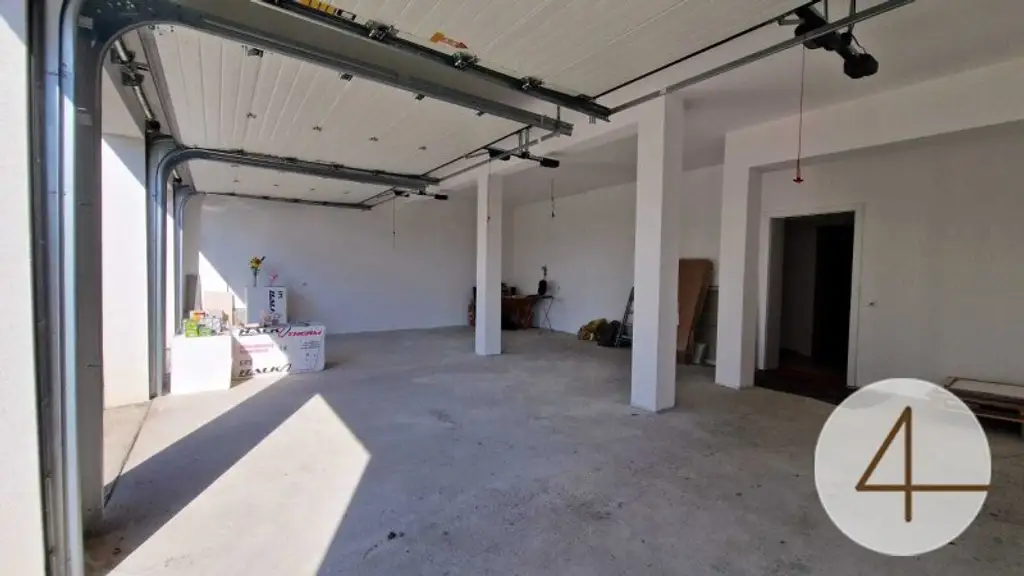 Ihr Freiluft - Wohnzimmer Terrassenvilla der Extraklasse