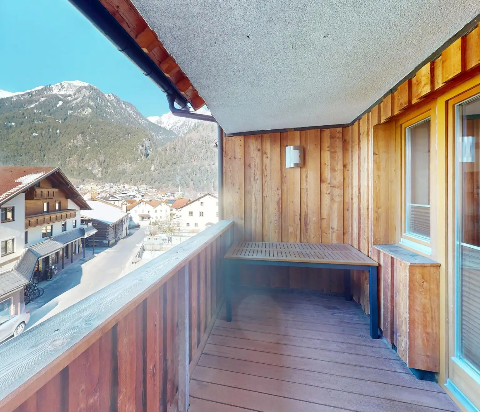 Pfunds - Wohnung - Balkon