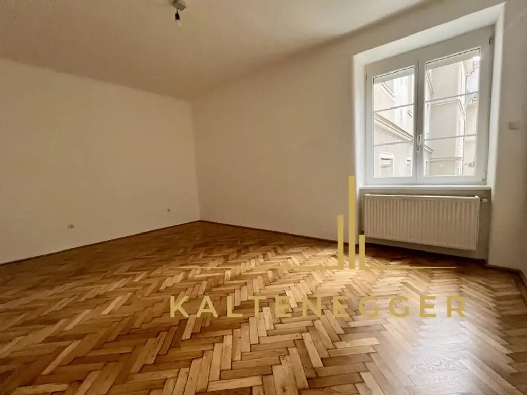 Unbefristet: 1 Zimmer Altbauwohnung mit separater Küche