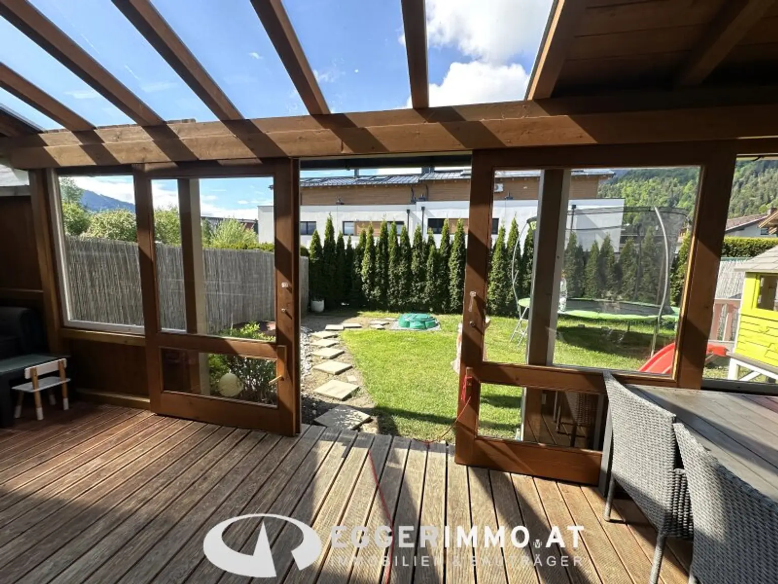 5751 Maishofen/Mitterhofen; attractive, well-maintained half of a house, 4 bedrooms,