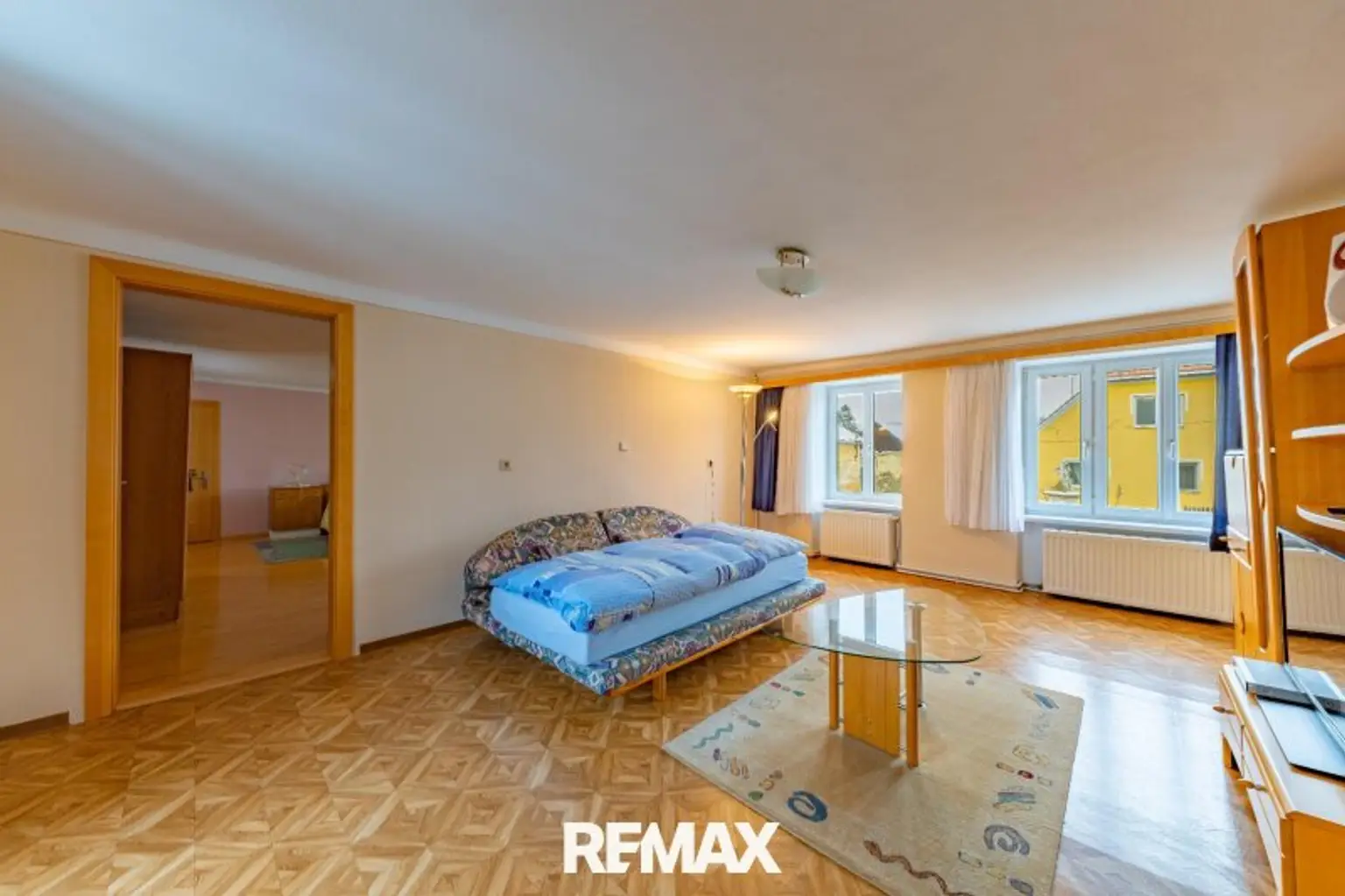 Schlafzimmer 4